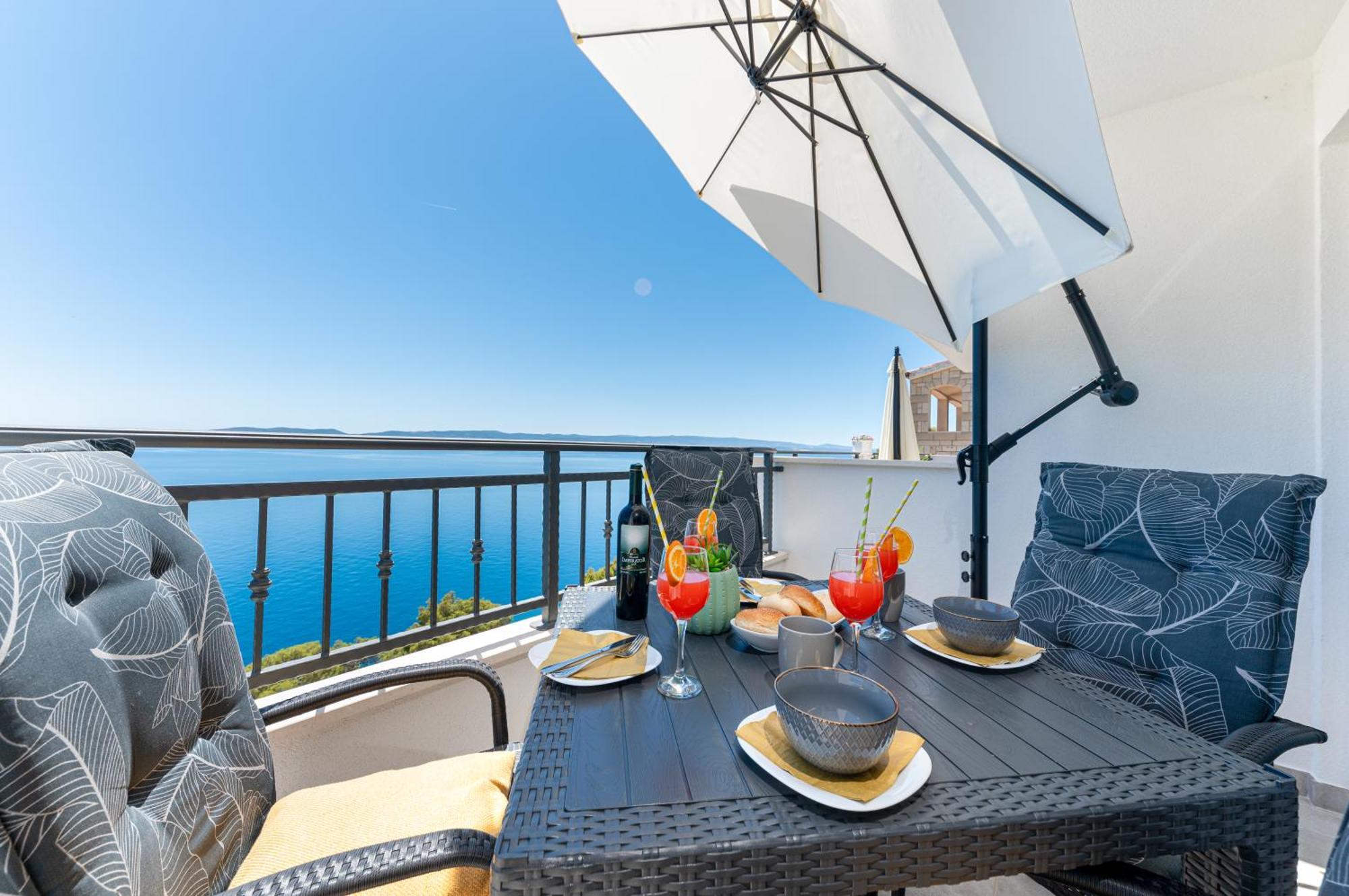 Seaview Apartments Nives Brela Szoba fotó