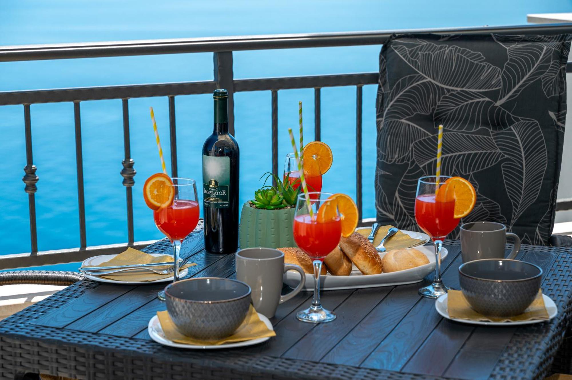 Seaview Apartments Nives Brela Kültér fotó