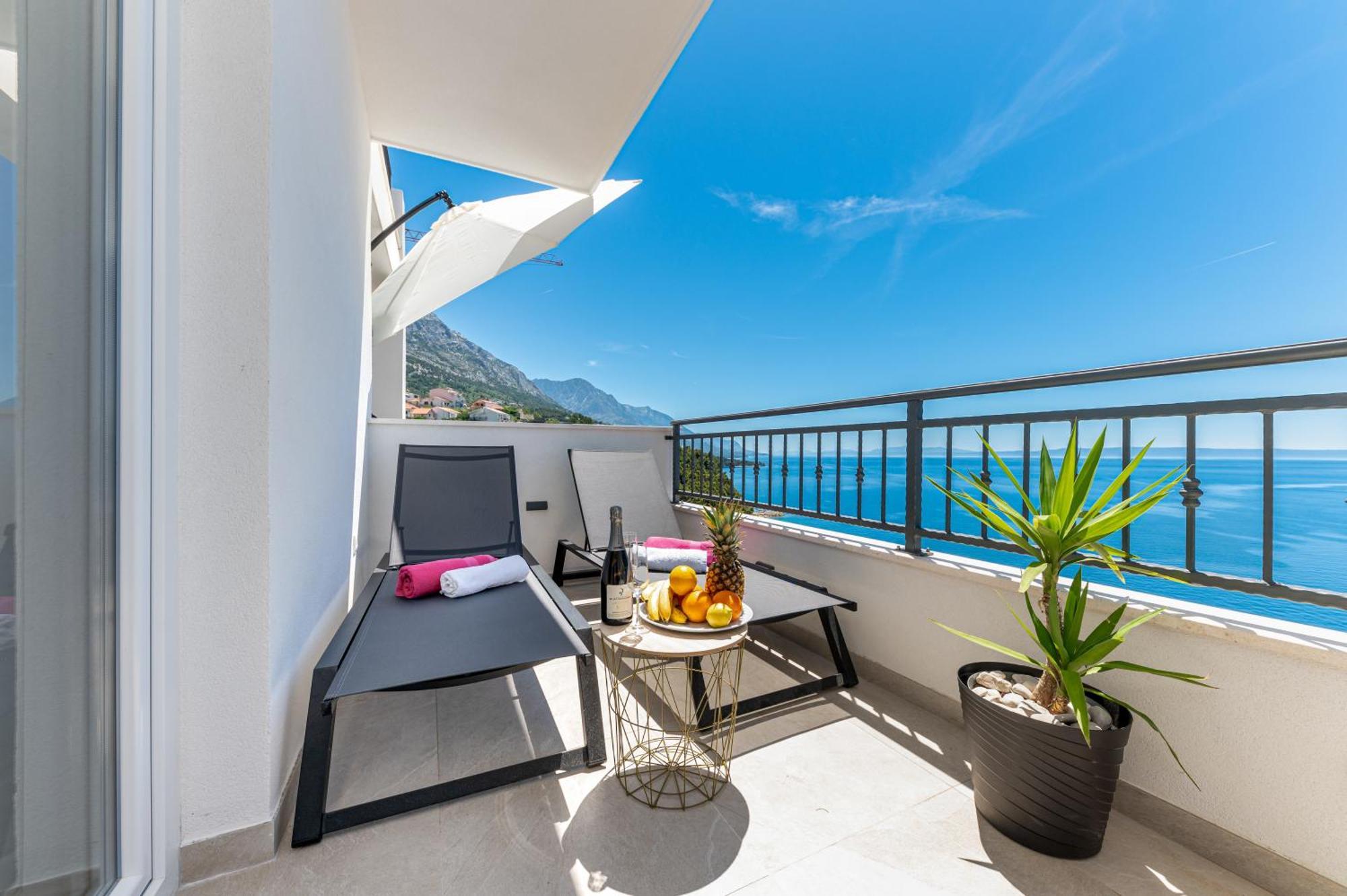 Seaview Apartments Nives Brela Kültér fotó