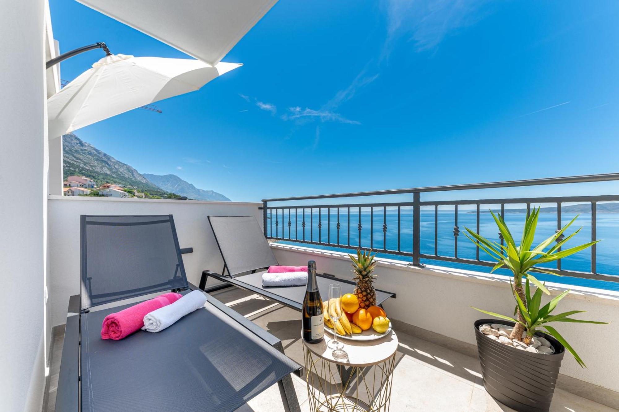 Seaview Apartments Nives Brela Kültér fotó
