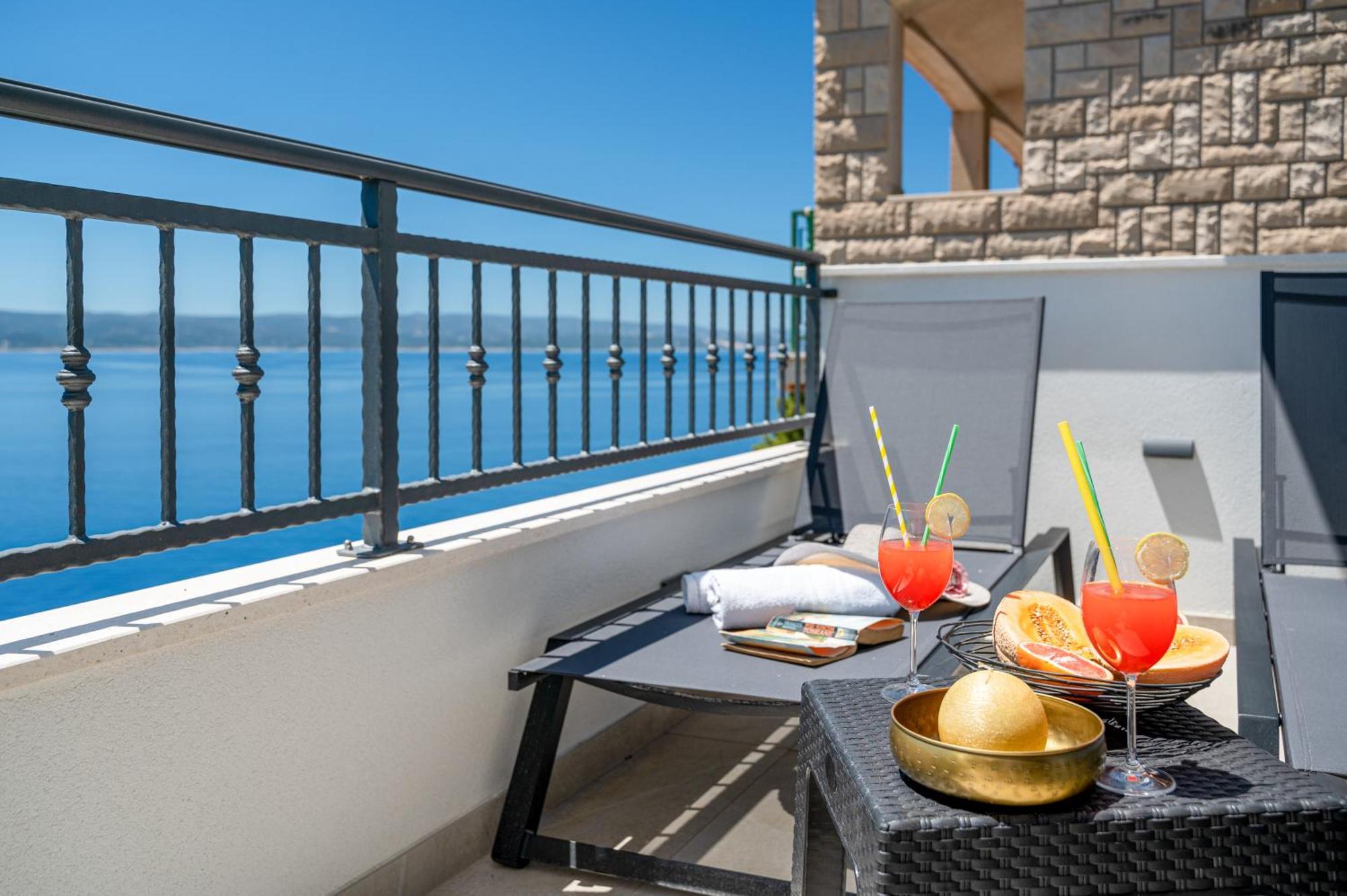 Seaview Apartments Nives Brela Kültér fotó
